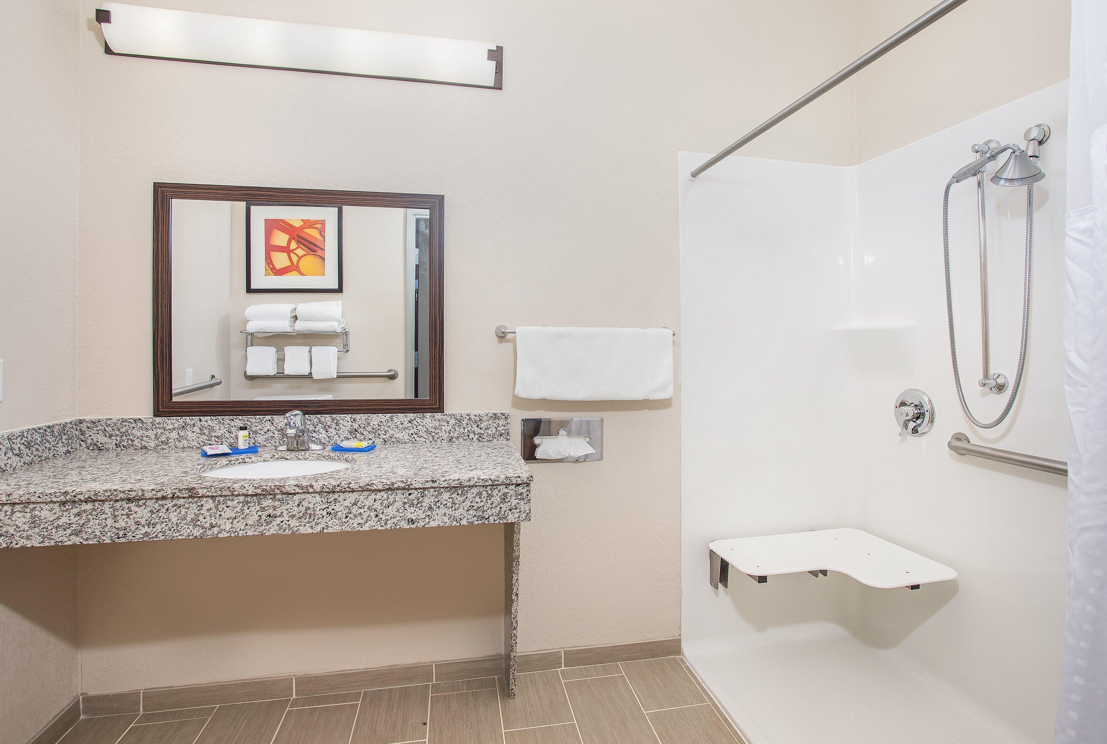Holiday Inn Express Hotel & Suites Glasgow By Ihg Εξωτερικό φωτογραφία