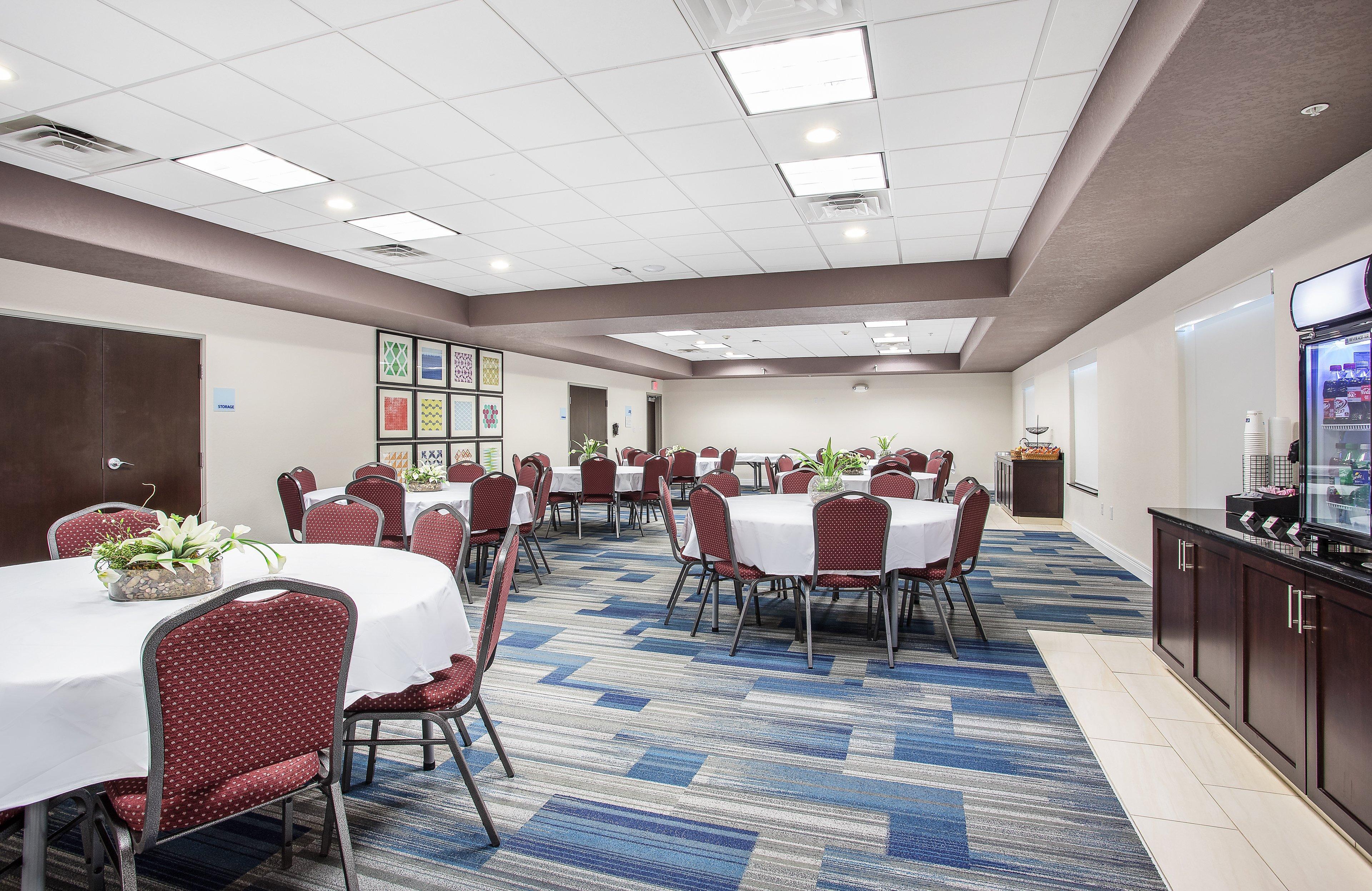 Holiday Inn Express Hotel & Suites Glasgow By Ihg Εξωτερικό φωτογραφία
