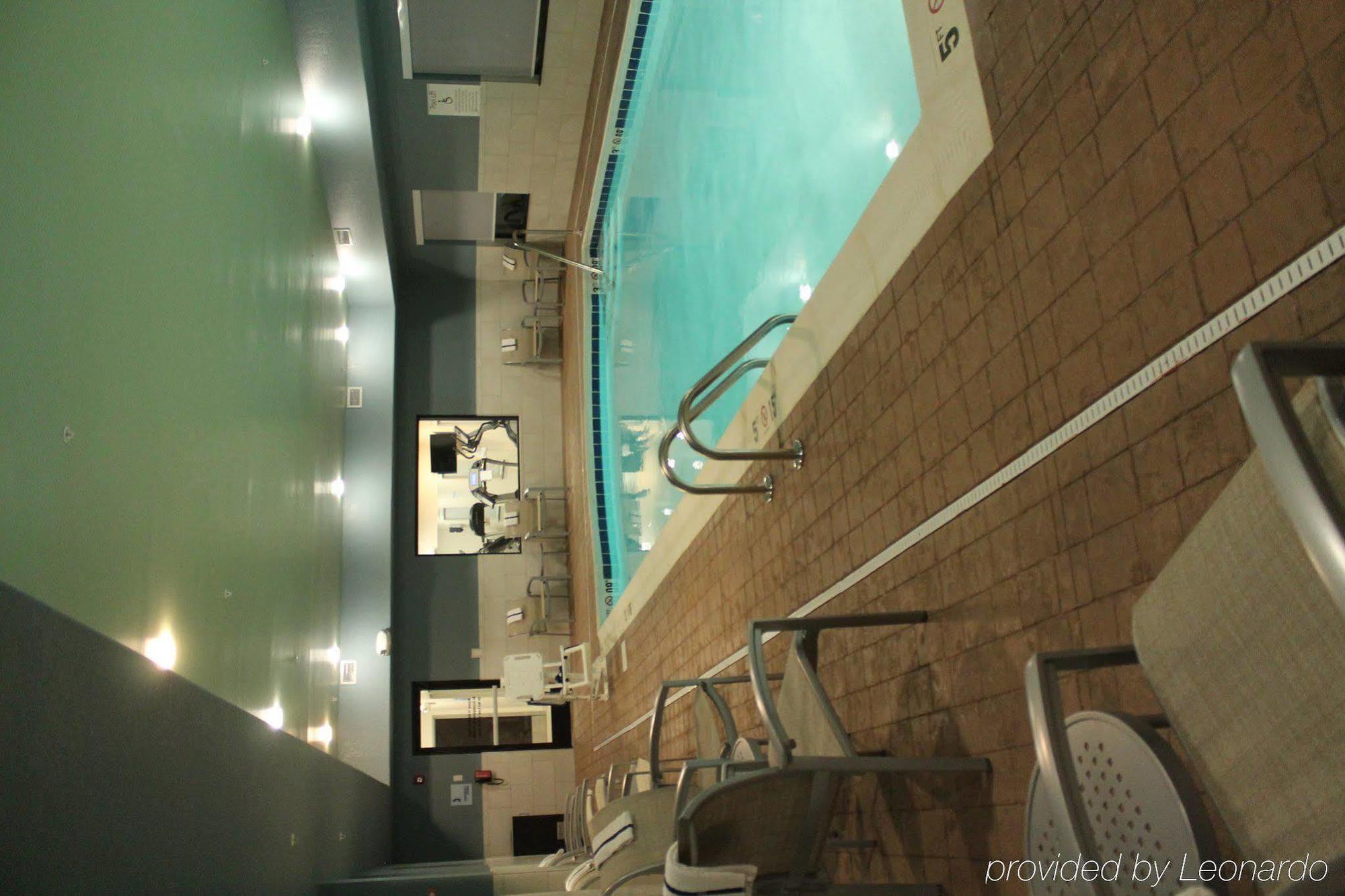 Holiday Inn Express Hotel & Suites Glasgow By Ihg Εξωτερικό φωτογραφία
