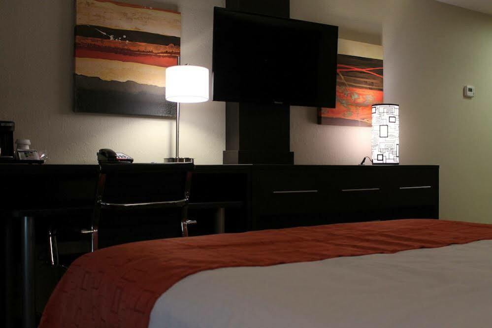 Holiday Inn Express Hotel & Suites Glasgow By Ihg Εξωτερικό φωτογραφία