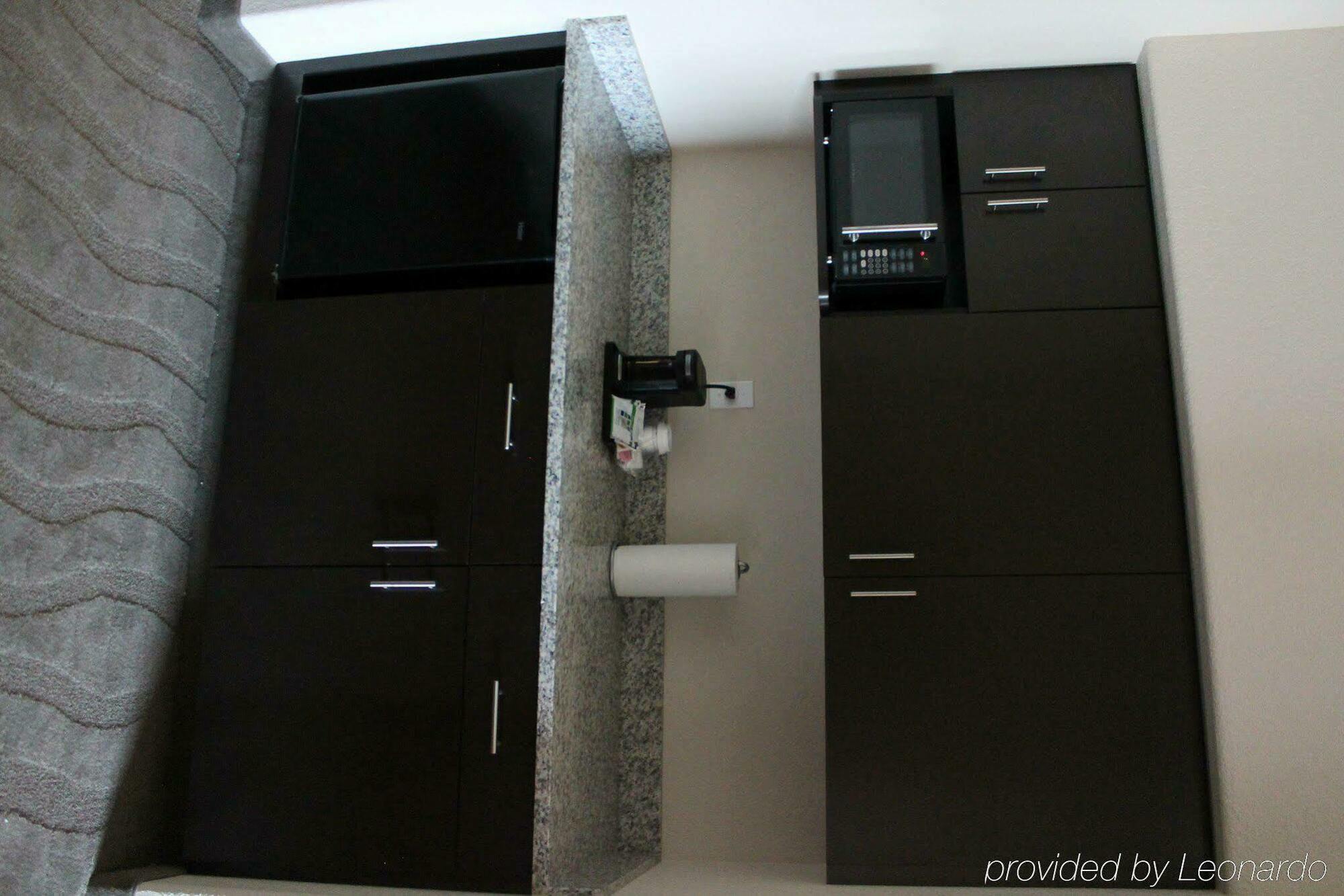 Holiday Inn Express Hotel & Suites Glasgow By Ihg Εξωτερικό φωτογραφία